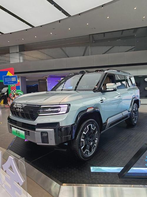 广州158比亚迪方程豹硬派越野的爆款，英菲尼迪35周年与你共成长